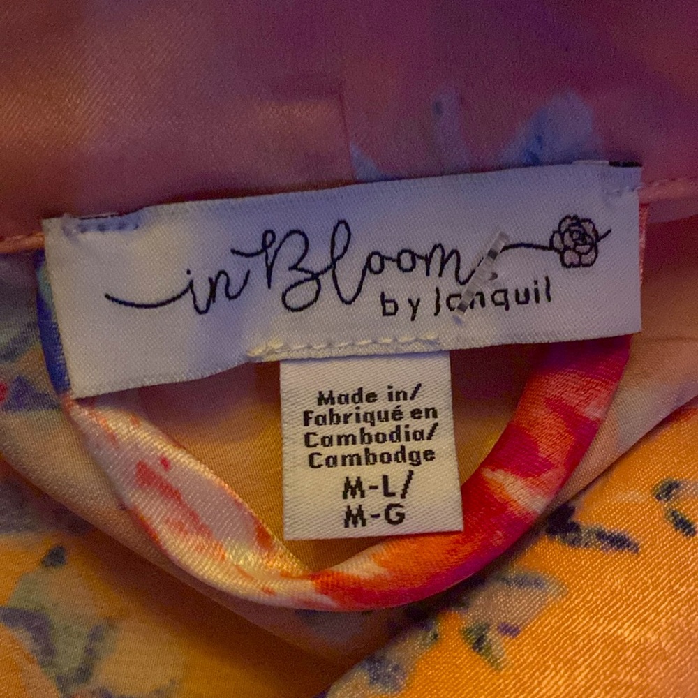 Anabella Floral Wrap Robe - Picture 3 of 3